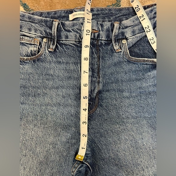 Good American Good Classic Raw Hem High Rise Medium Wash Jeans Size 4 - Picture 8 of 9